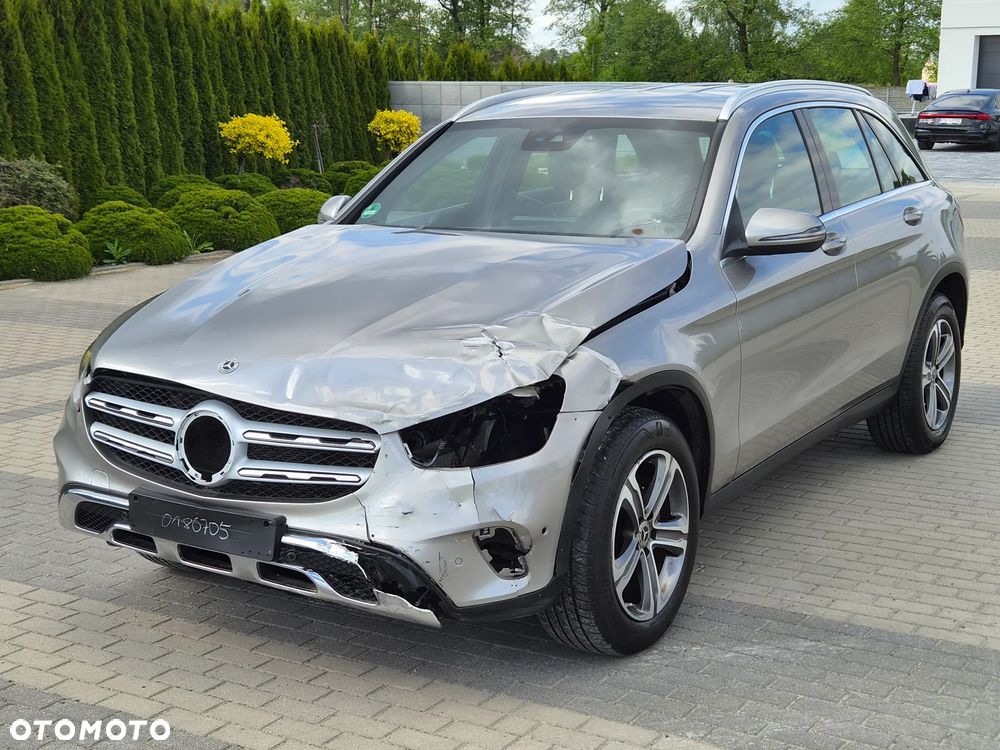 Mercedes-Benz GLC 220 d 4Matic 9G-TRONIC - 3