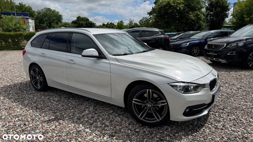 BMW Seria 3 320d Sport Line - 20