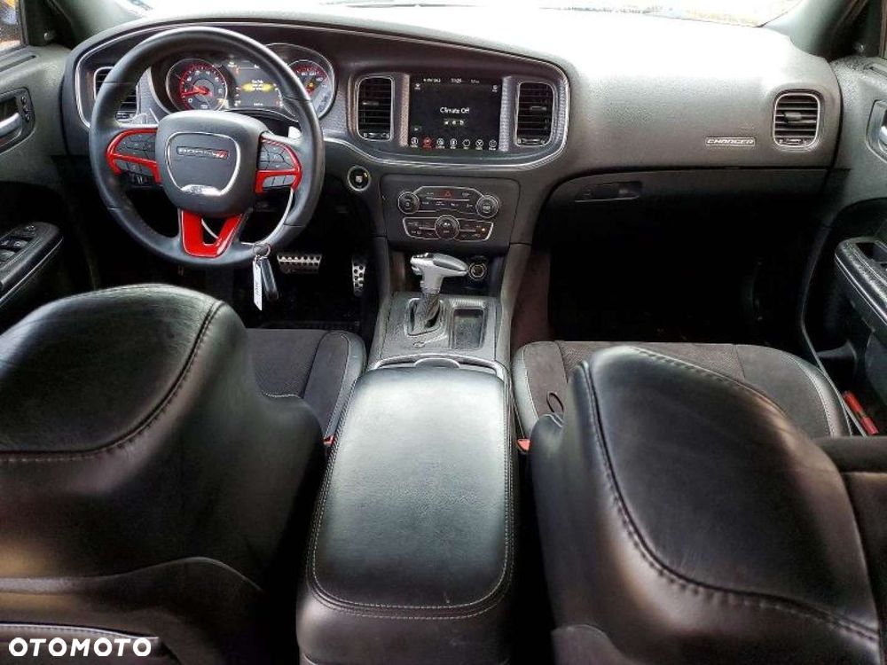 Dodge Charger - 9