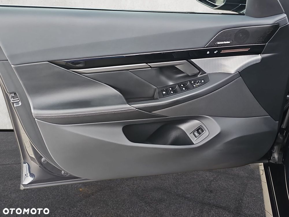 BMW Seria 5 - 17