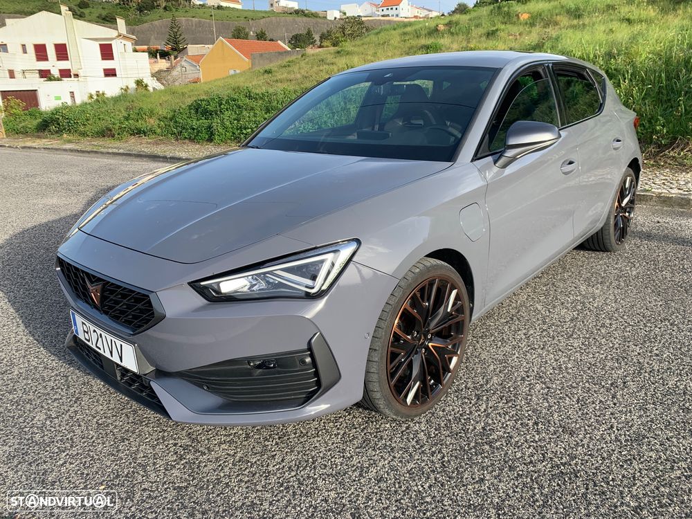 Cupra Leon 1.4 e-Hybrid (180 kW System) VZ - 2