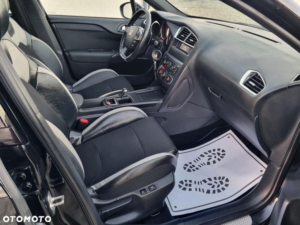 Citroën DS4 1.6 e-HDi SoChic MCP - 8