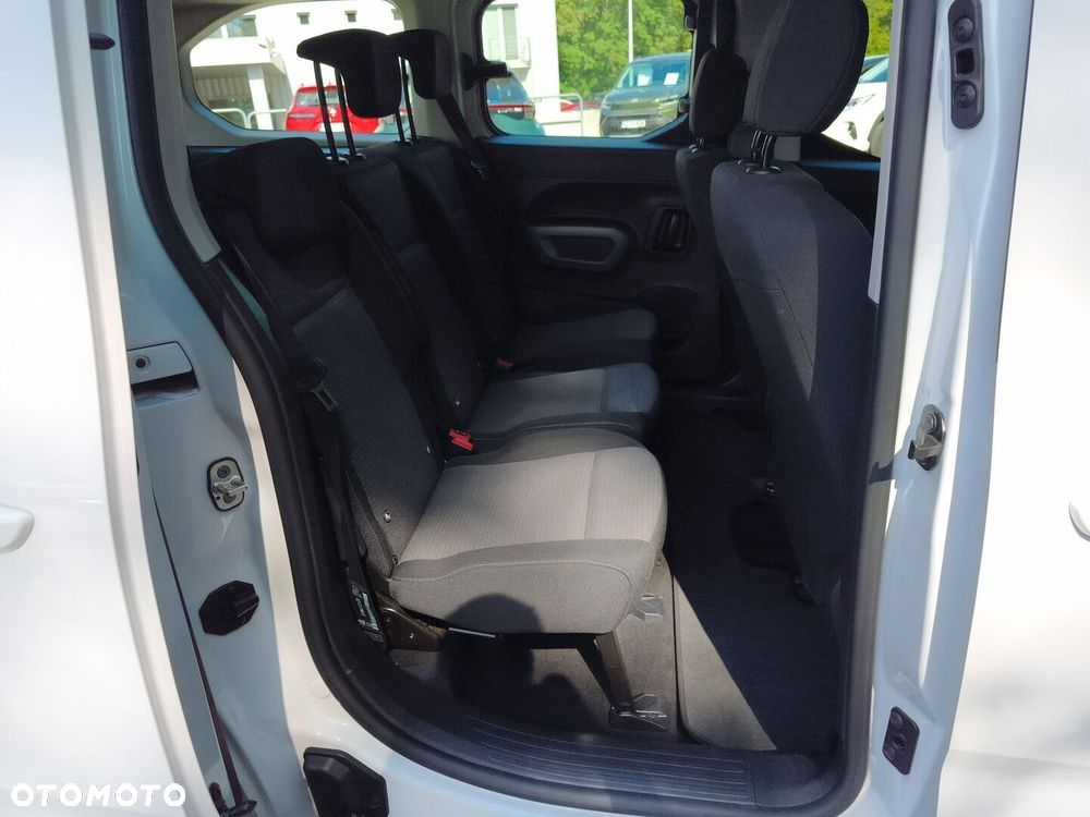 Toyota Proace City Verso Long 1.5 D-4D Business - 24
