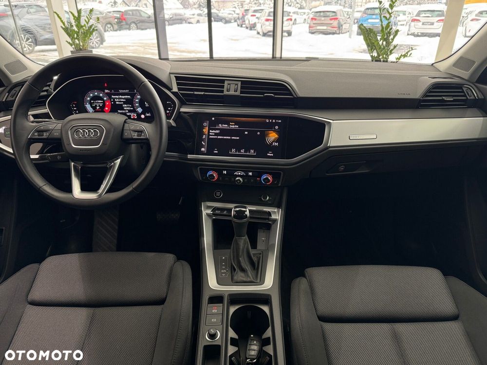 Audi Q3 Sportback - 14