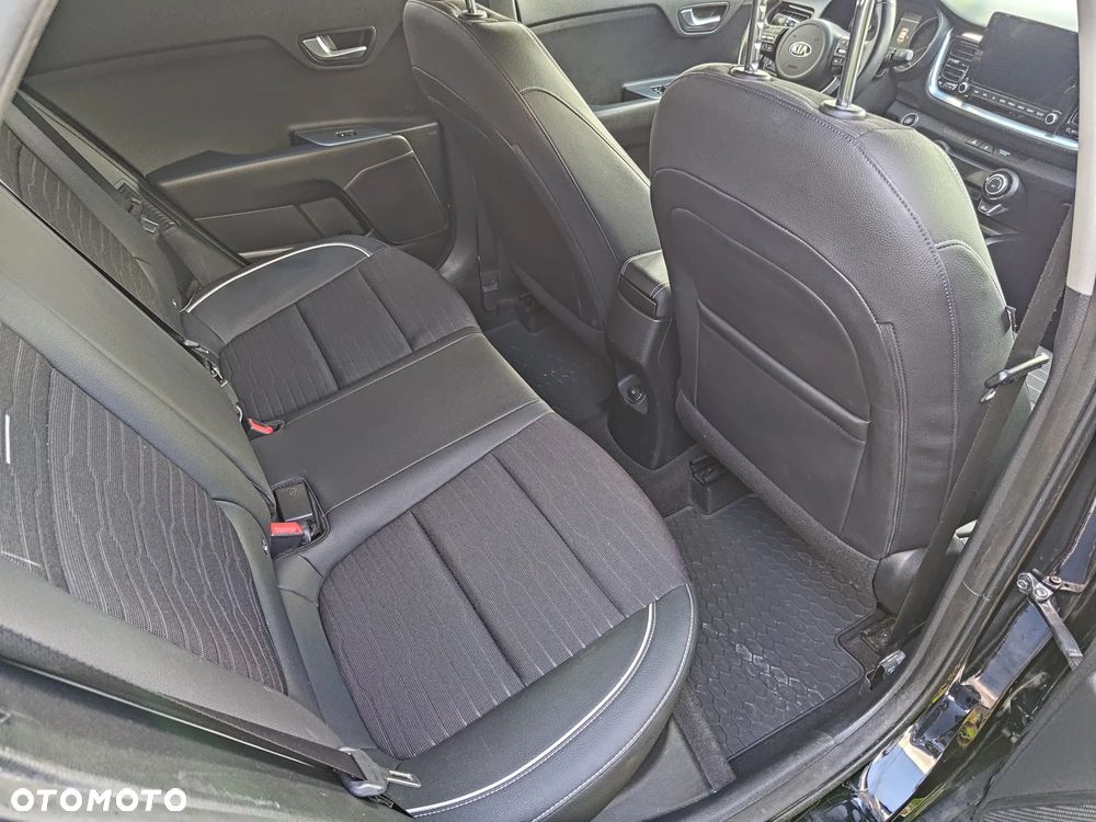 Kia Stonic 1.0 T-GDI OPF Mild Hybrid GT Line - 14
