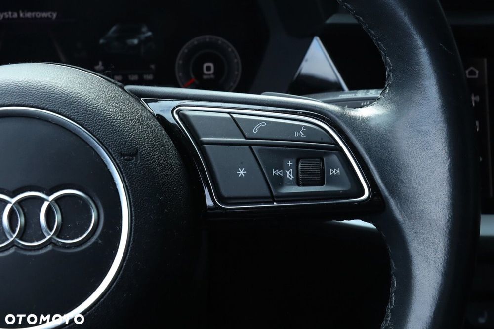 Audi A3 Sportback 35 TFSI S tronic - 16