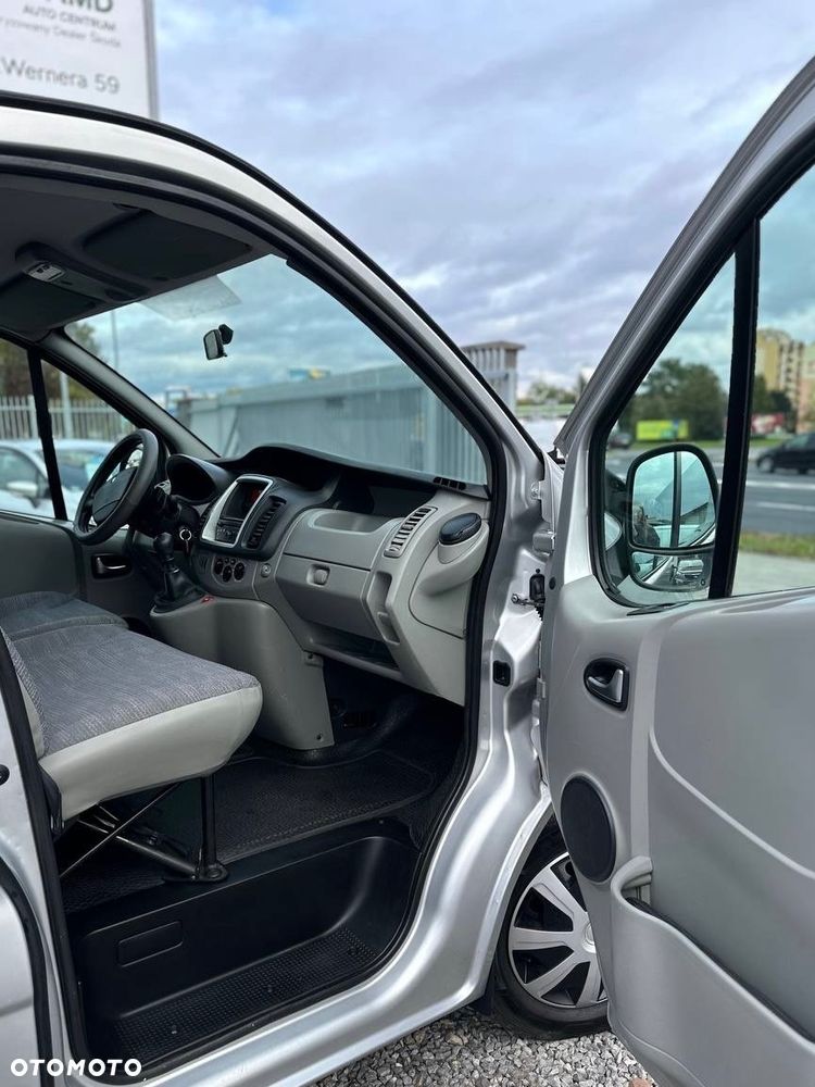 Renault Trafic - 19