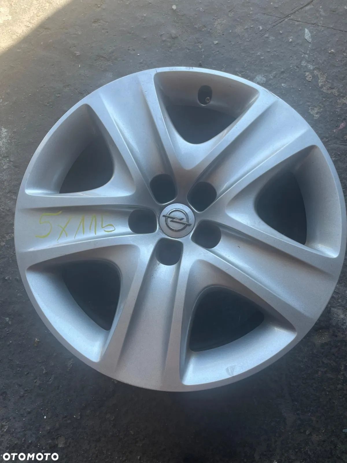 FELGI STRUKTURALNE OPEL  17x7, 5x115 KOŁPAKI - 1