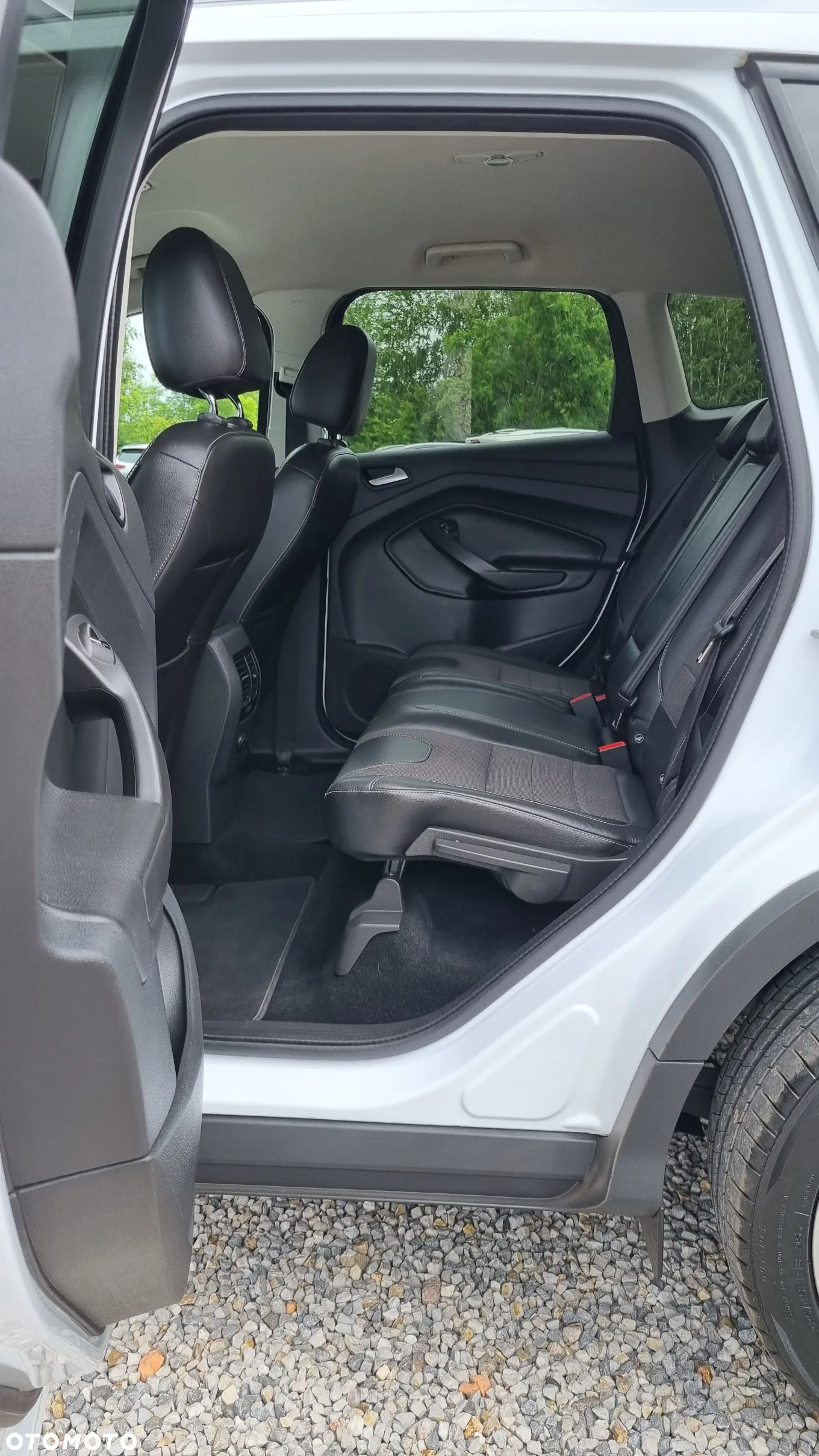Ford Kuga 2.0 TDCi 4WD Titanium - 35