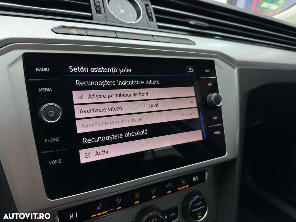 Volkswagen Passat 2.0 TDI DSG Comfortline - 18