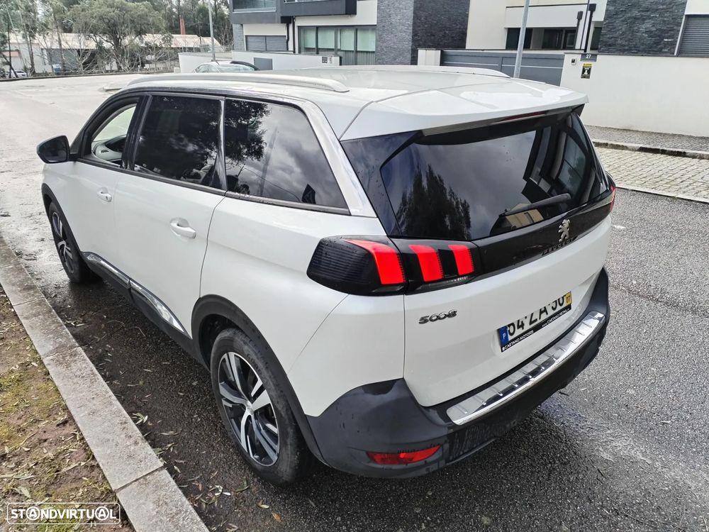 Peugeot 5008 1.5 BlueHDi Allure - 4