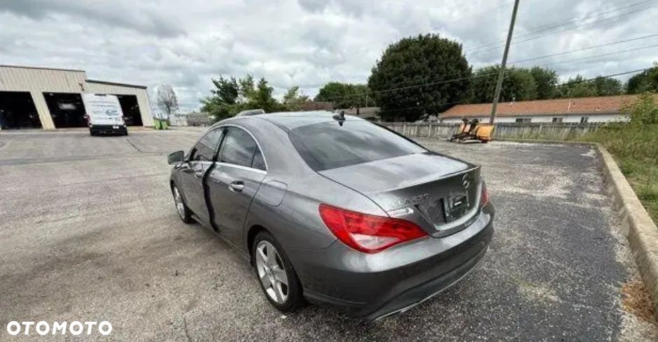 Mercedes-Benz CLA 250 4-Matic AMG Line - 6