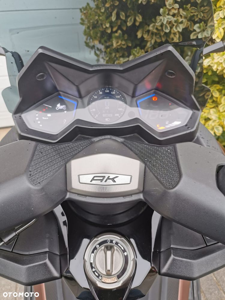 Kymco AK 550 - 7