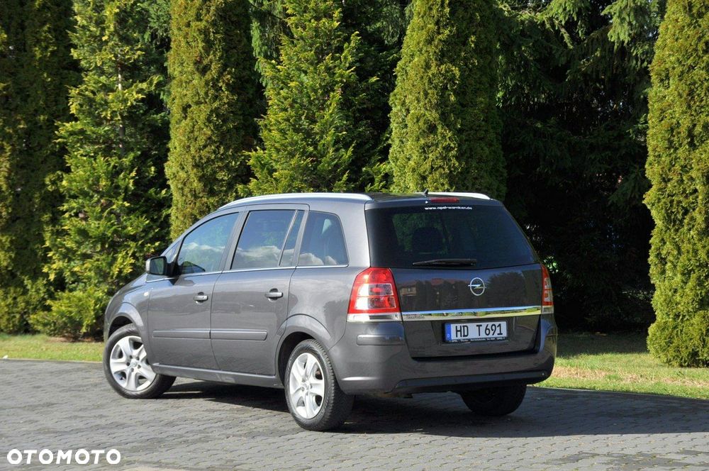 Opel Zafira - 14