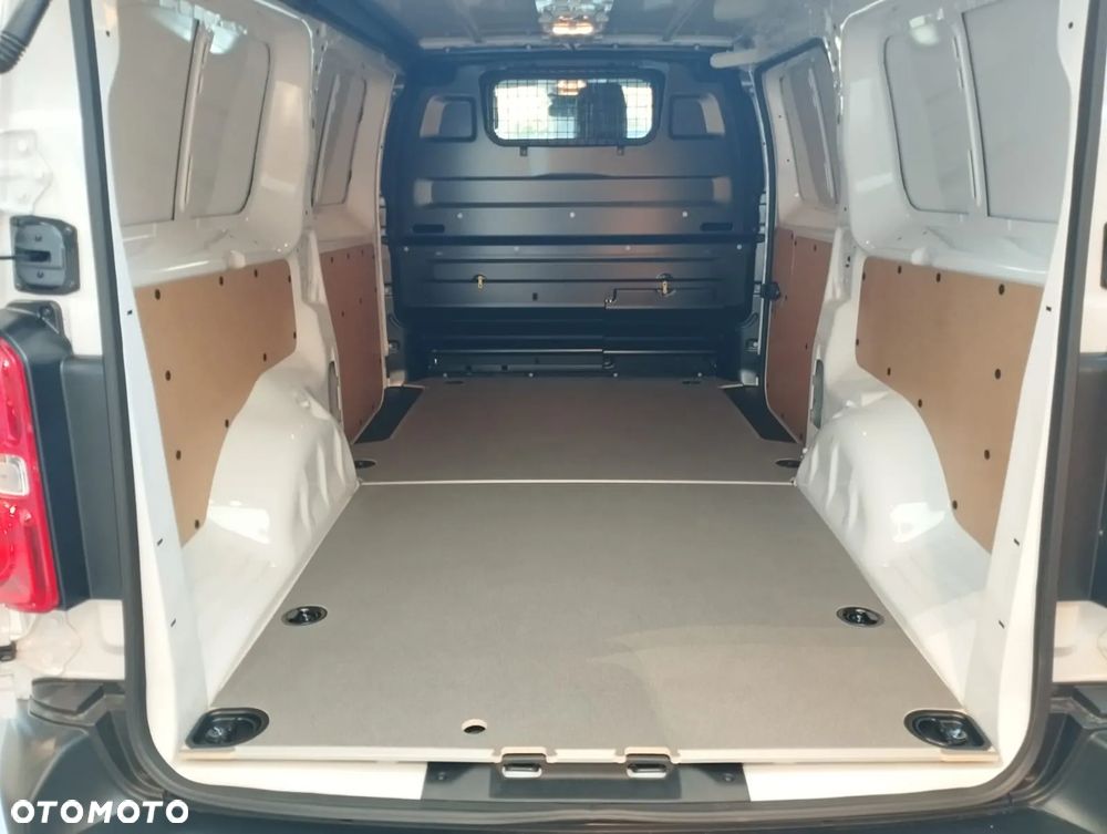 Toyota Proace - 10
