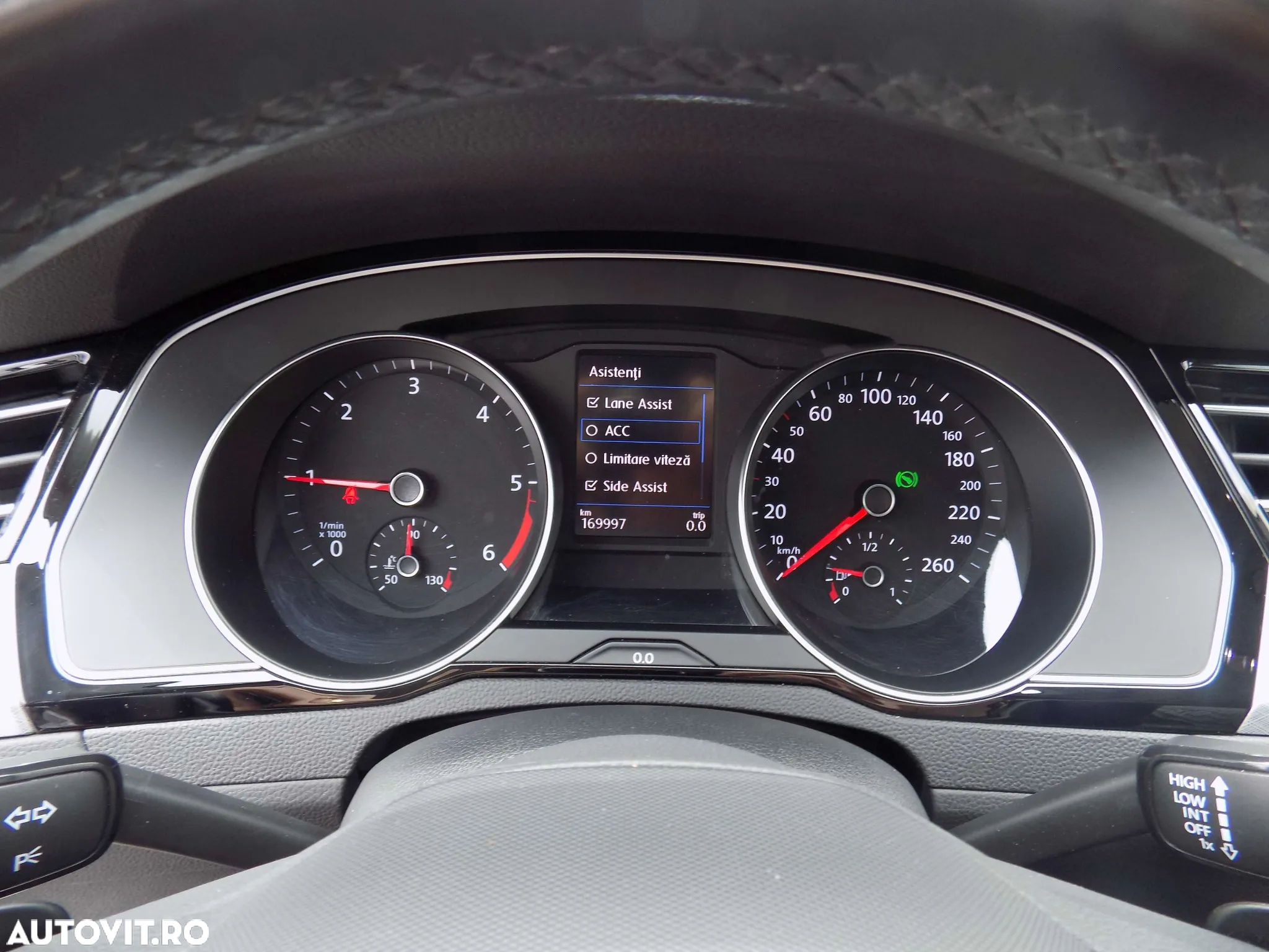 Volkswagen Passat Variant 2.0 TDI DSG Business - 13