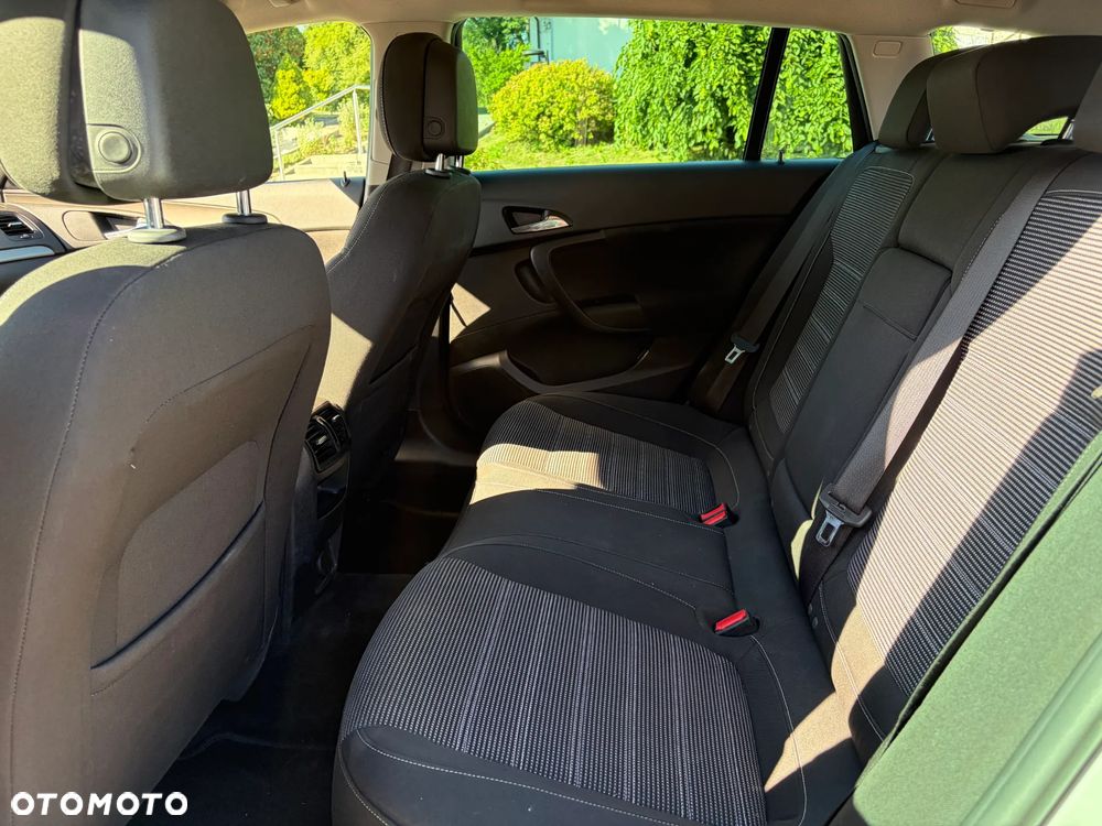 Opel Insignia 2.0 CDTI Automatik - 10