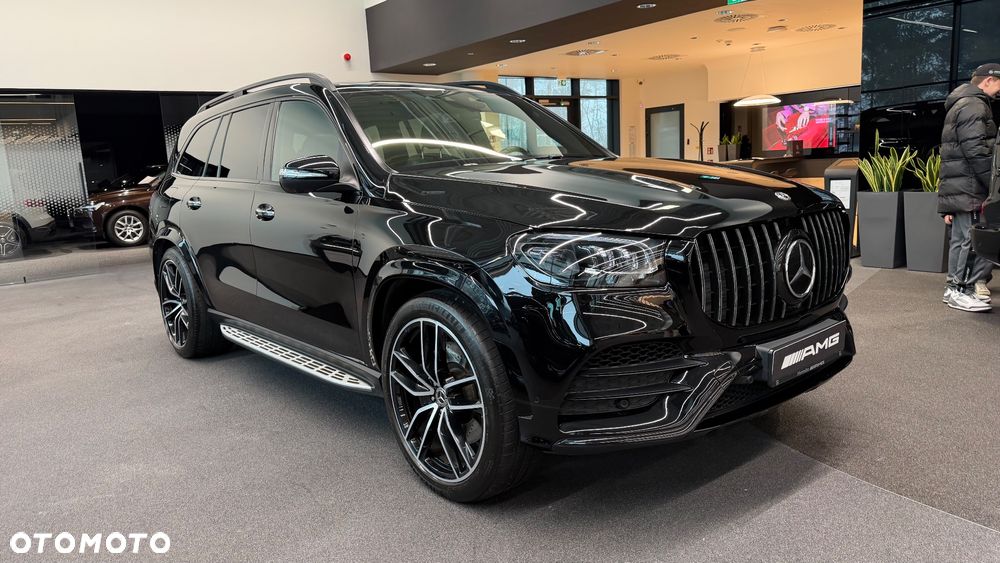 Mercedes-Benz GLS - 31