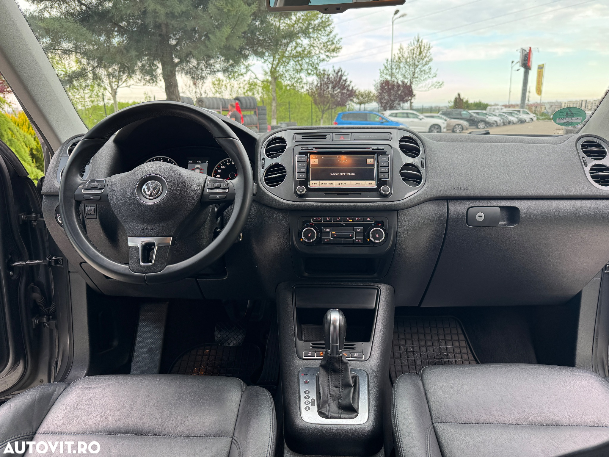 Volkswagen Tiguan 2.0 TDI 4Motion DSG BMT Sport & Style - 26