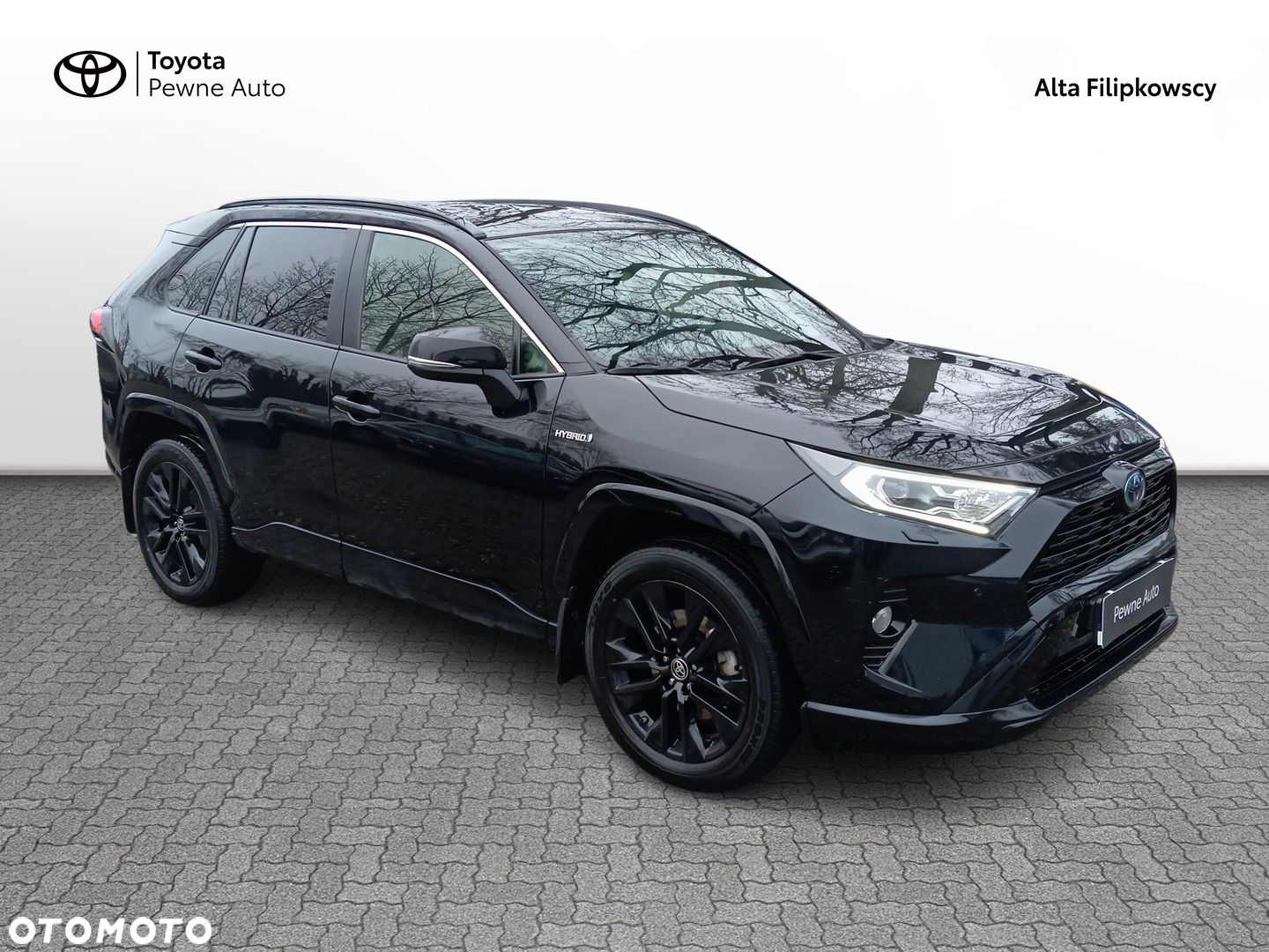 Toyota RAV4 2.5 Hybrid Black Edition by JBL 4x4 - 4