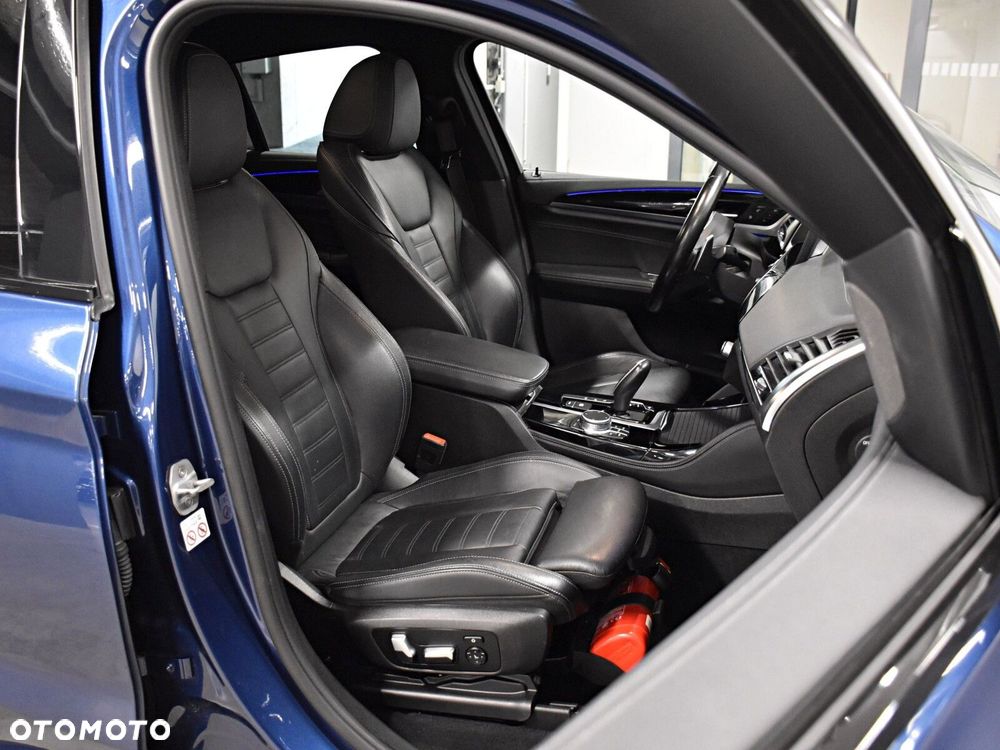 BMW X4 xM40i - 13