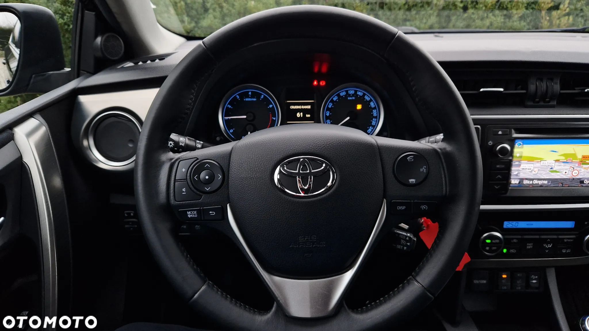 Toyota Auris 1.6 Prestige - 18