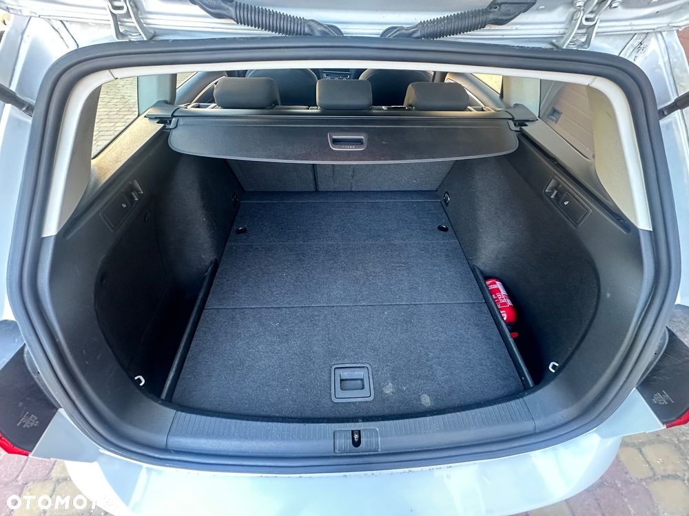 Volkswagen Golf 1.6 TDI BMT Comfortline - 7