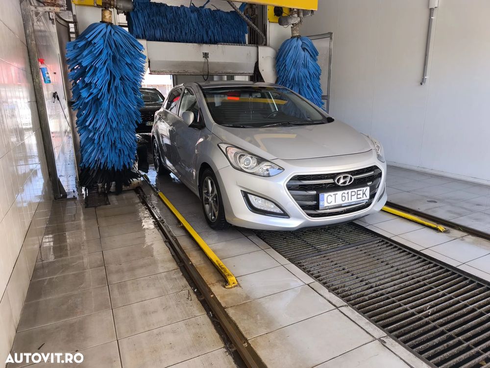 Hyundai i30 1.6 GDI Highway+ Aut. - 25