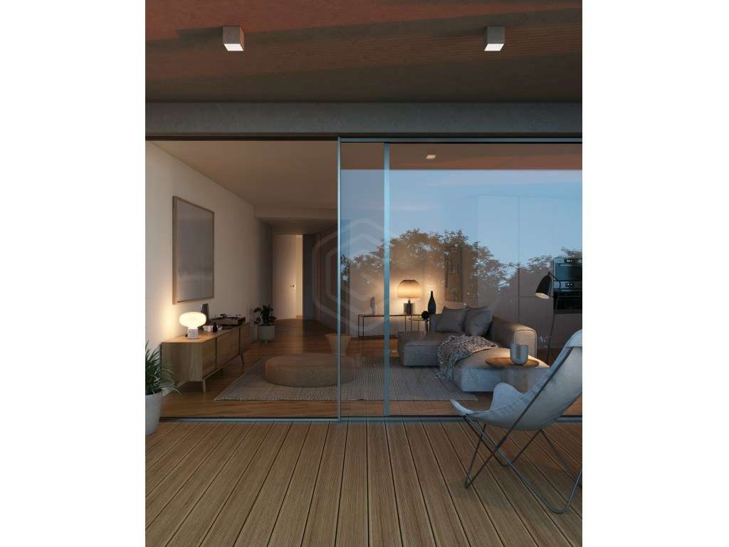 Apartamento T1+1 novo em S. Felix da Marinha, varanda de 21m2 e Lug... - Grande imagem: 2/9