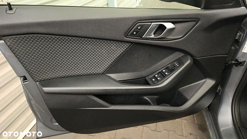 BMW Seria 1 118i Advantage - 17