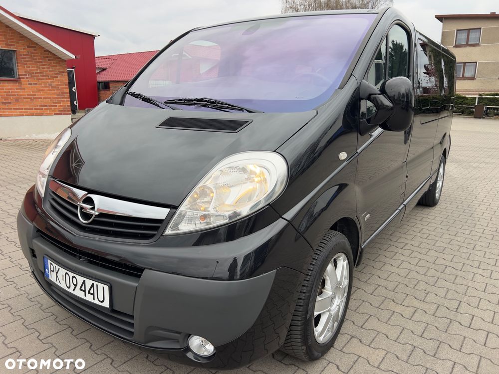 Opel Vivaro - 9
