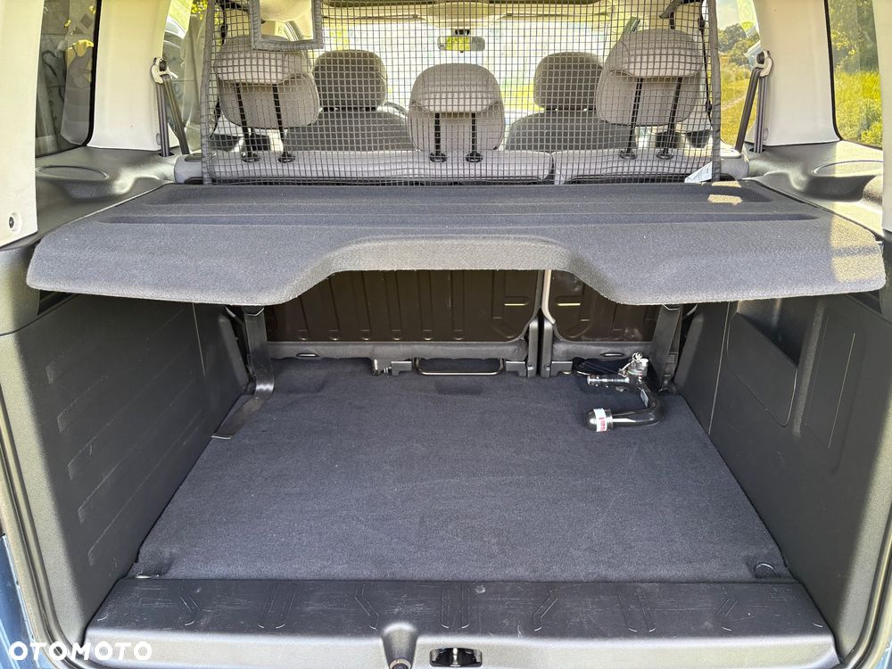 Citroën Berlingo Multispace BlueHDi 120 S&S SHINE - 24