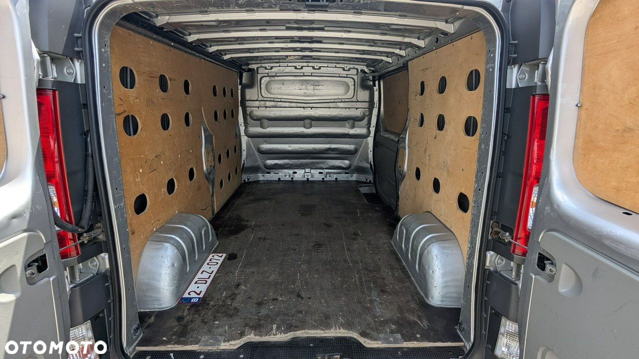 Opel Vivaro - 27