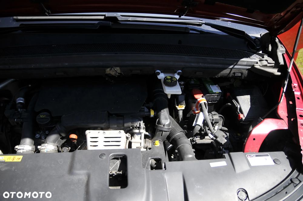 Citroën C4 Picasso 1.2 PureTech Feel S&S - 22