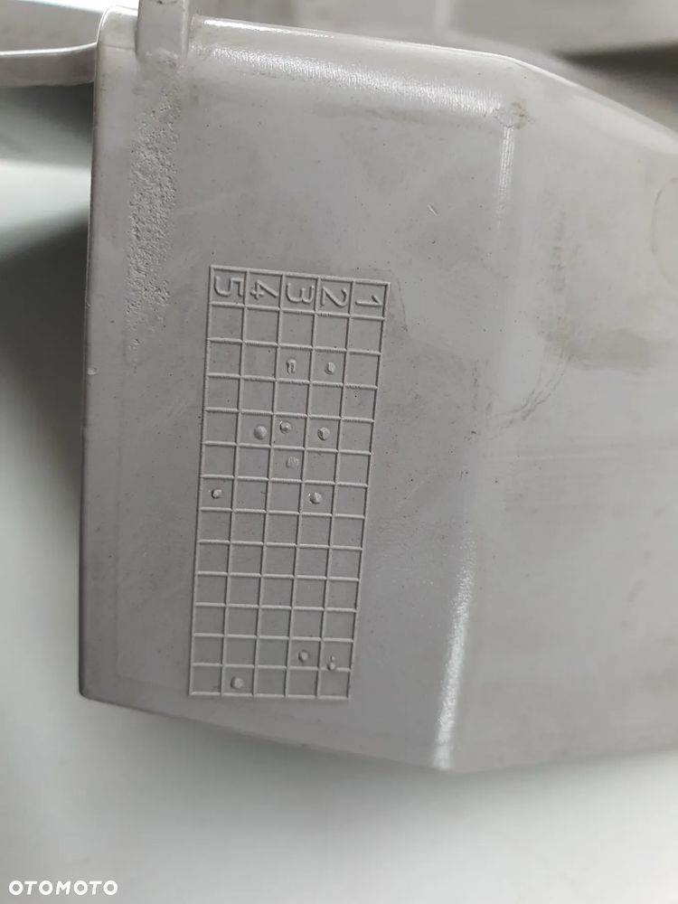 OBUDOWA OSLONA WYPELNIENIE  IVECO EUROCARGO - 4