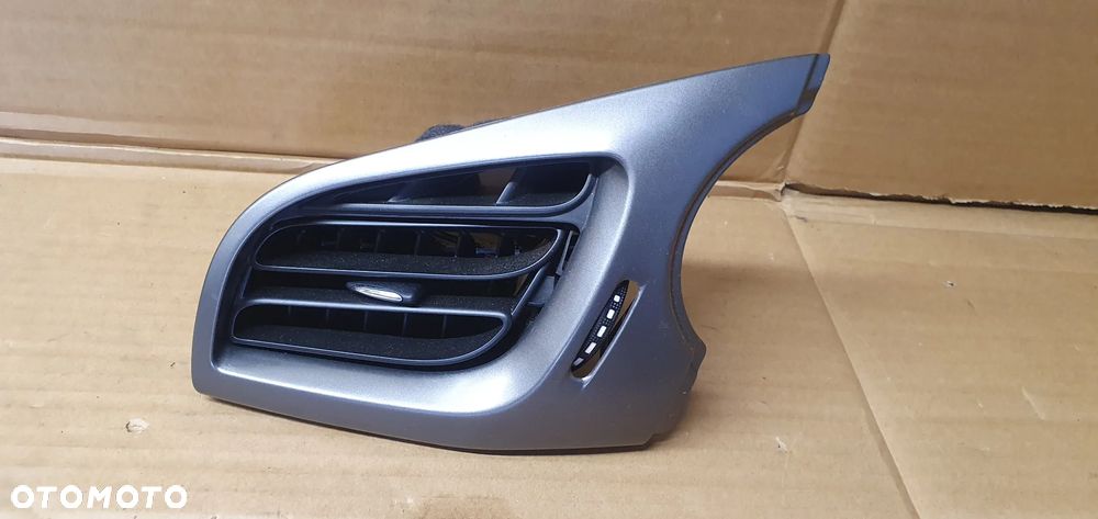 Kratka nawiewu powietrza lewy przód Citroen C3 II 96857498ZD - 1