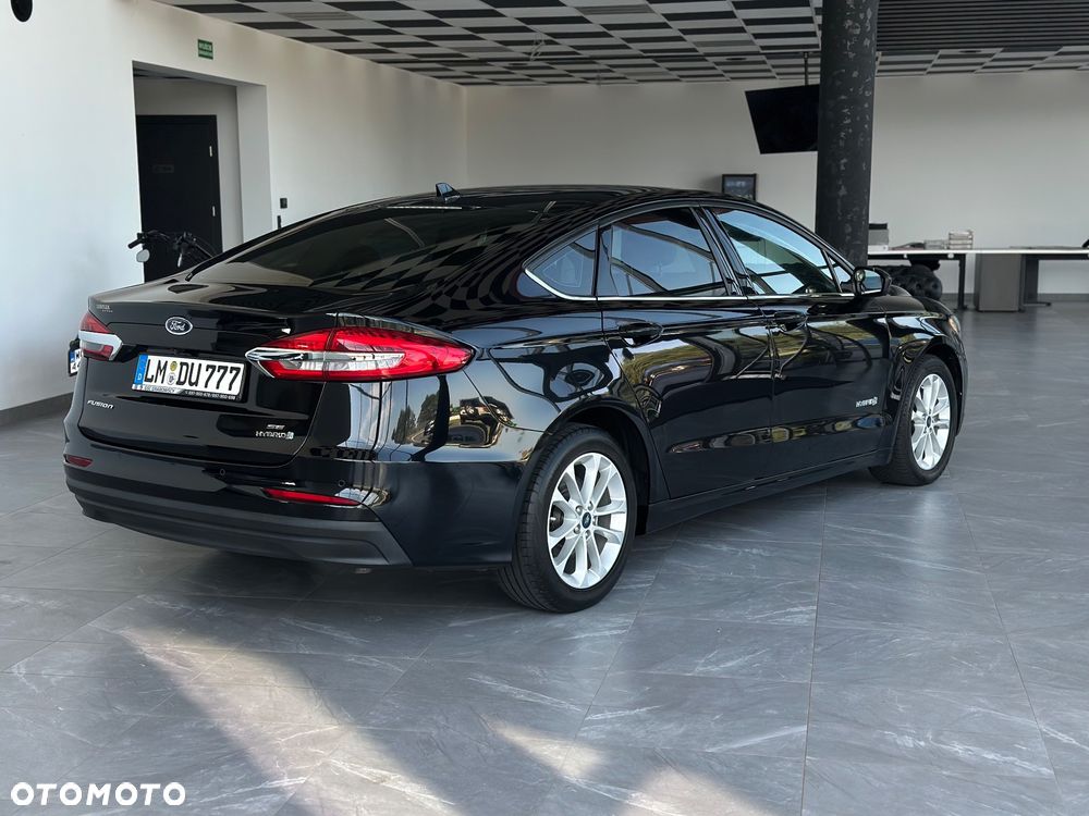 Ford Fusion - 6