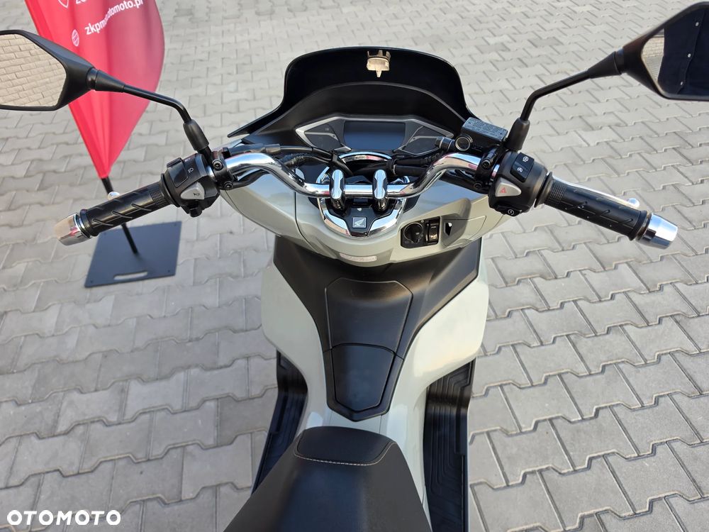 Honda PCX - 13