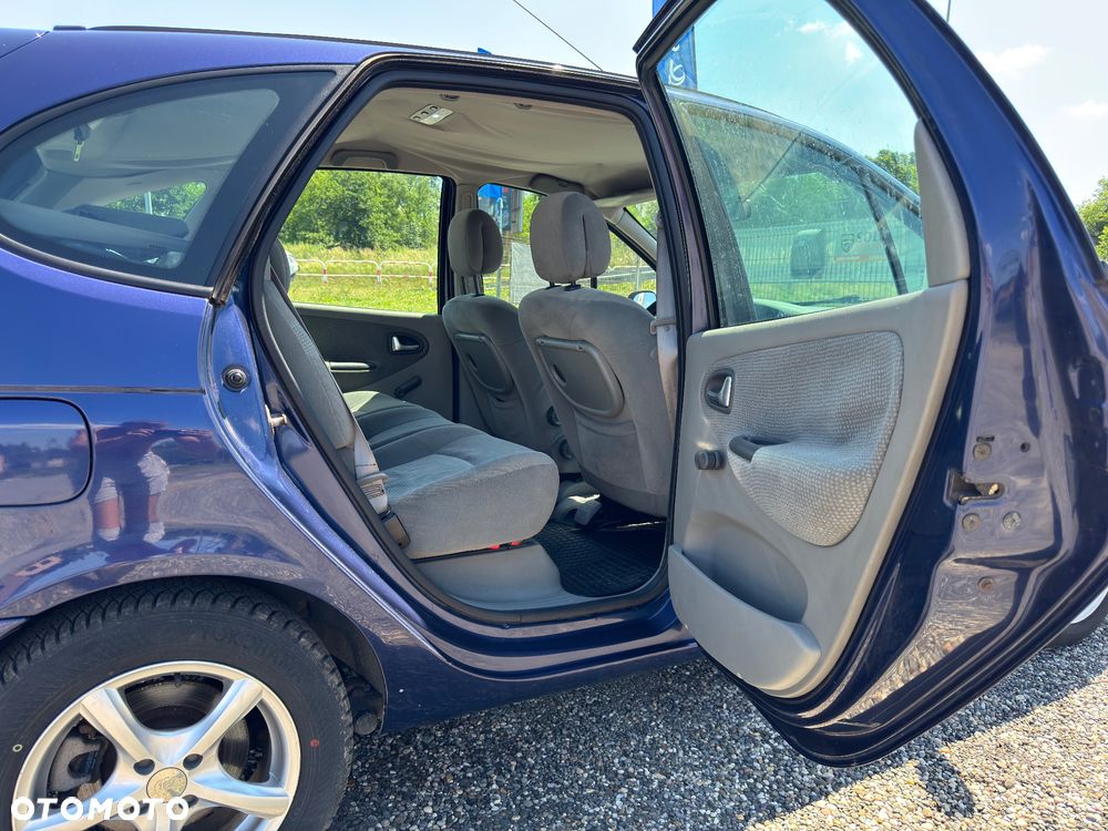 Renault Scenic 1.6 16V EXpression - 21