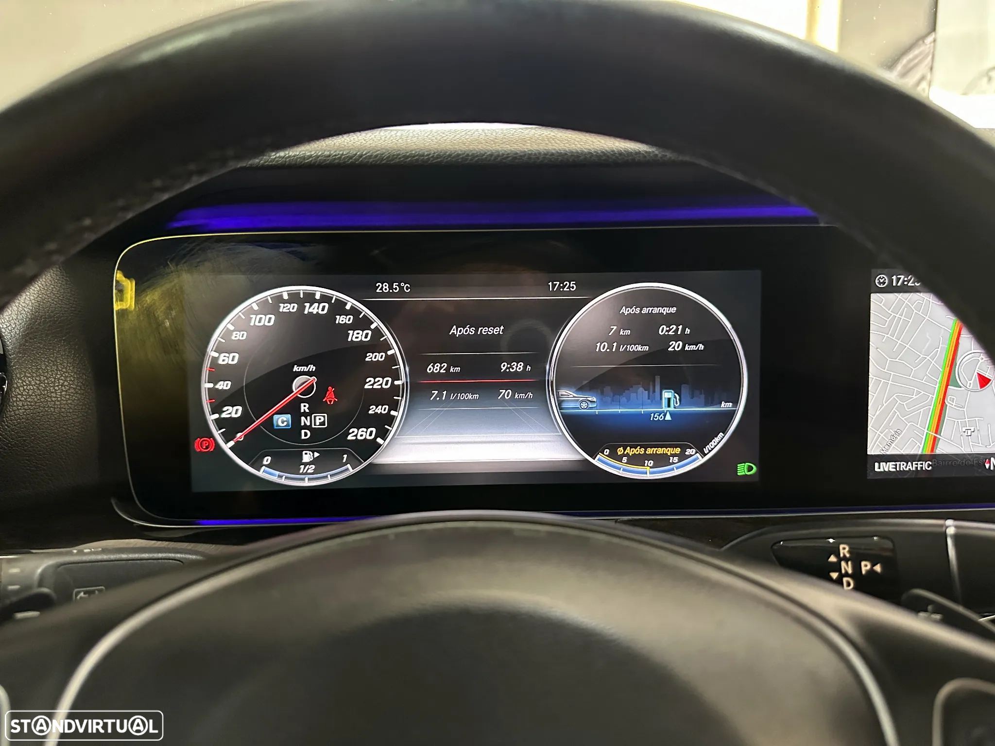 Mercedes-Benz E 220 d AMG Line - 29