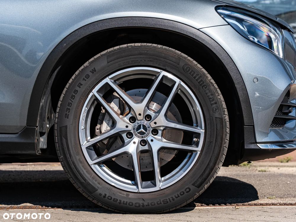 Mercedes-Benz GLC - 12