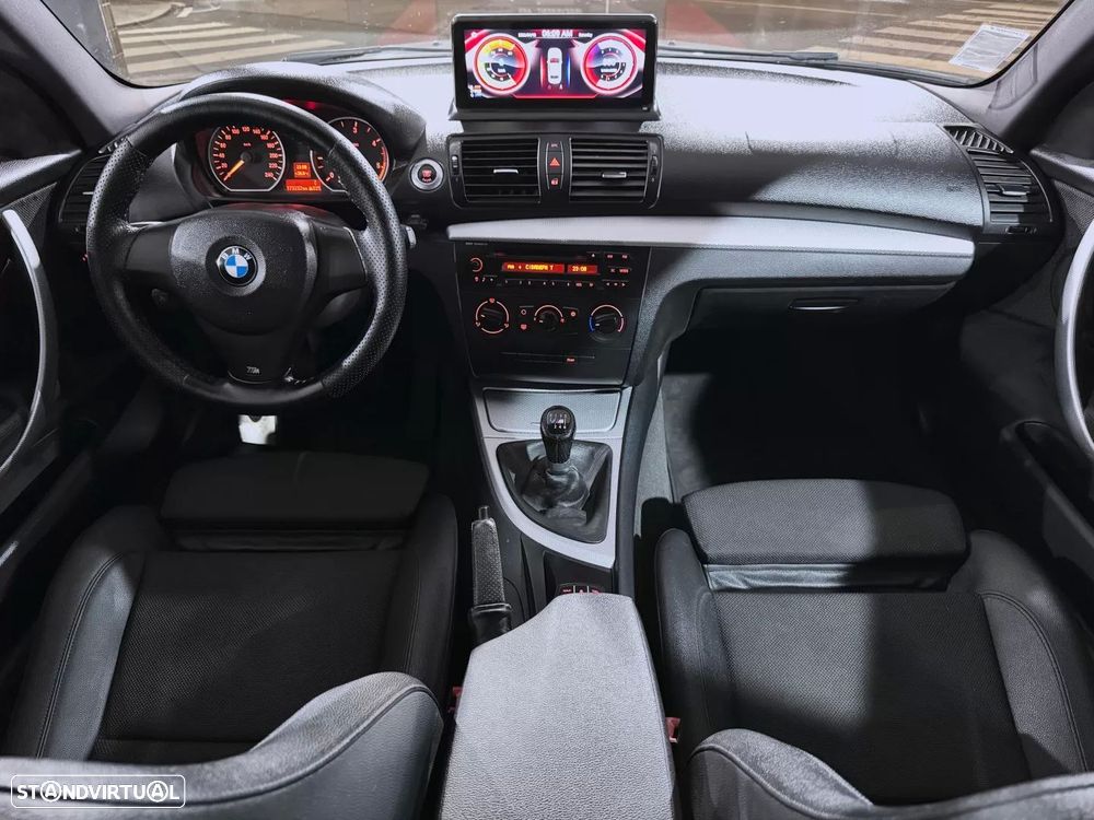 BMW 118 d Pack M - 8