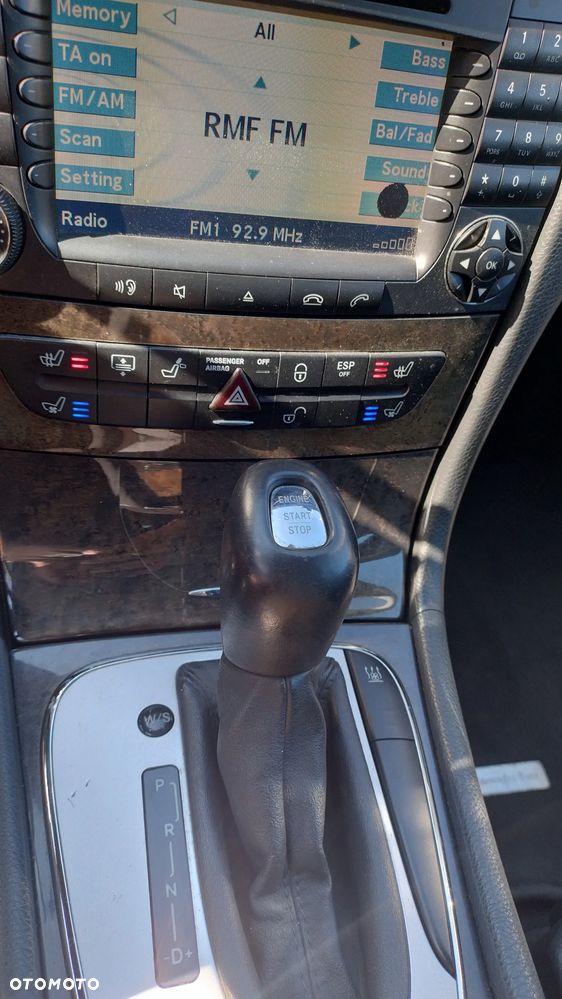 Mercedes-Benz Klasa E 320 CDI Avantgarde - 40