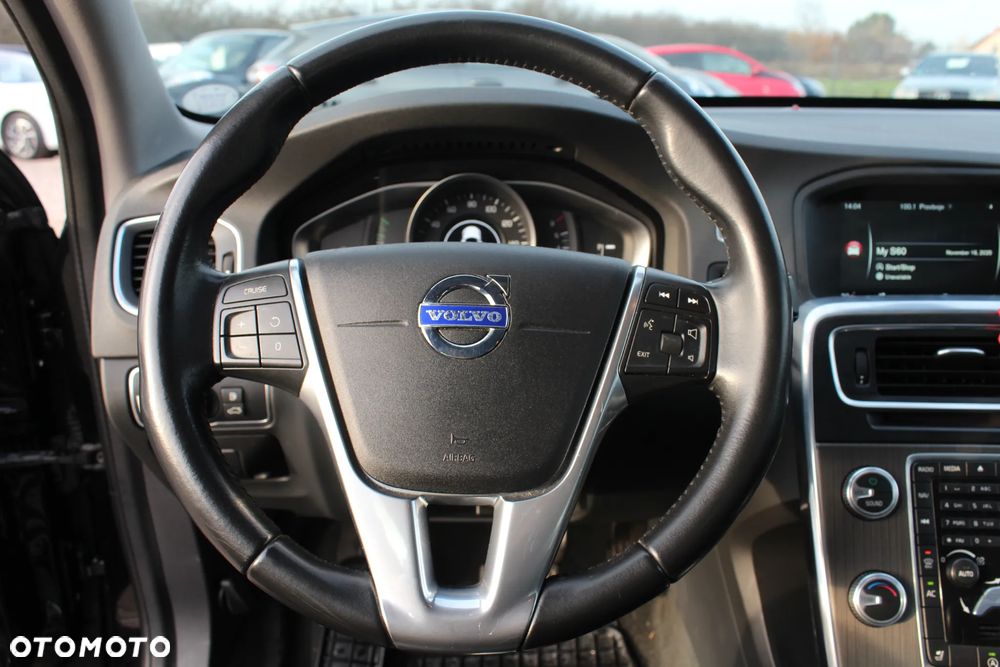 Volvo S60 T5 Geartronic Summum - 18