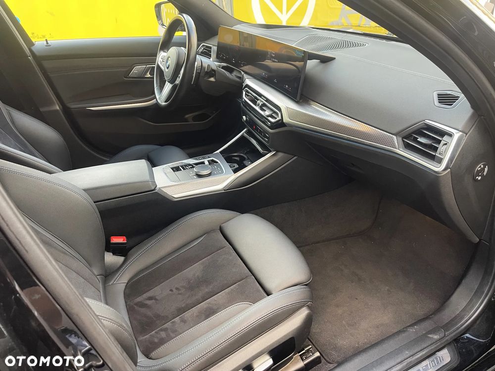 BMW Seria 3 320d xDrive MHEV M Sport sport - 8