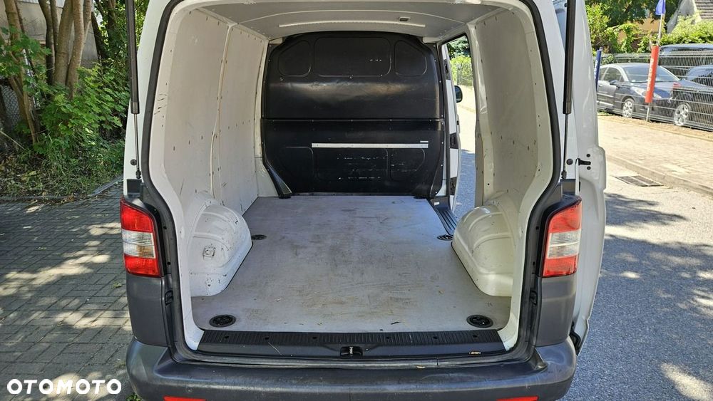 Volkswagen Transporter - 22
