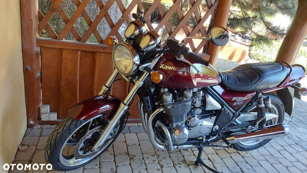 Kawasaki Zephyr - 10