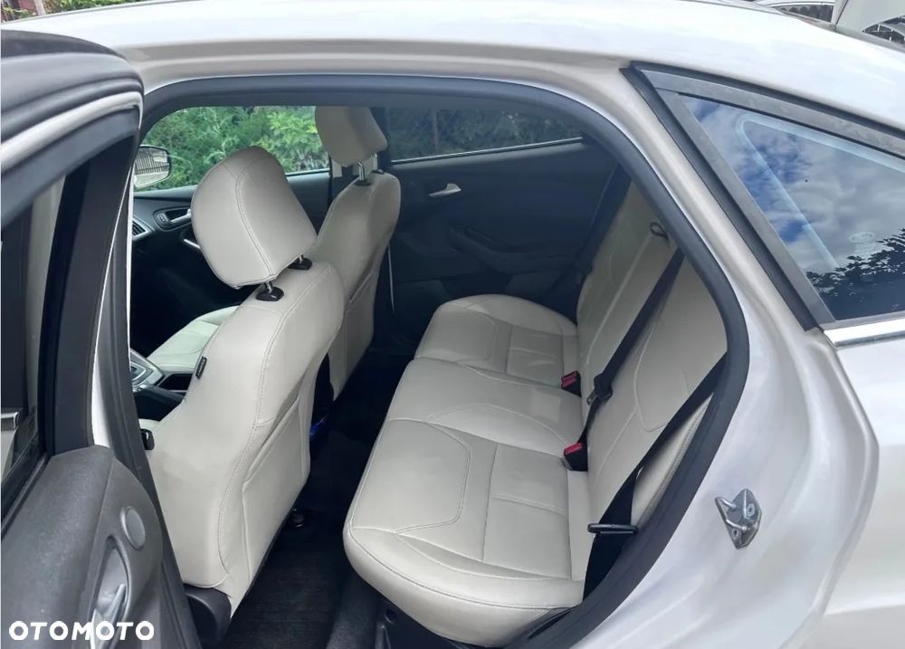 Ford Focus - 6