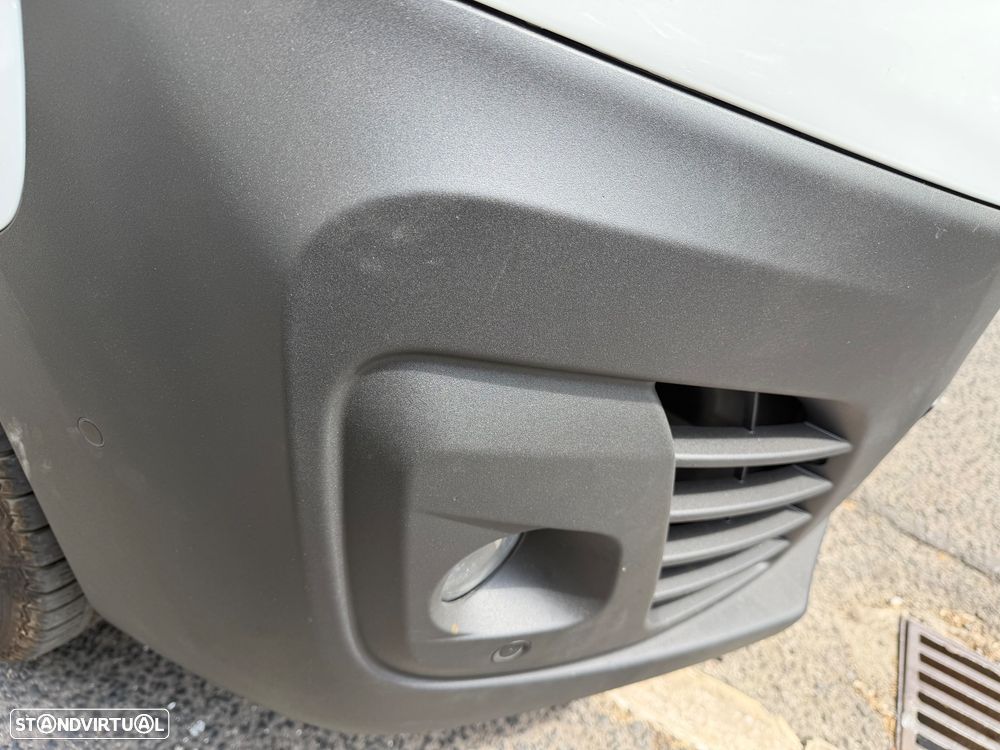 Opel Vivaro 2.0 150cv 3 lug. Longa IVA dedut. - 10