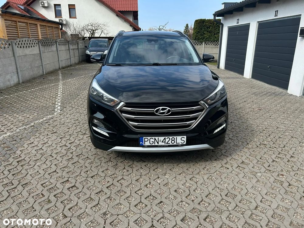 Hyundai Tucson 2.0 CRDI BlueDrive Style 2WD - 7